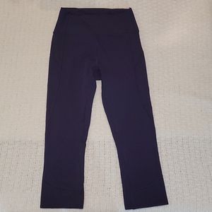 Lululemon High Waisted Crop Legging Navy Size 4